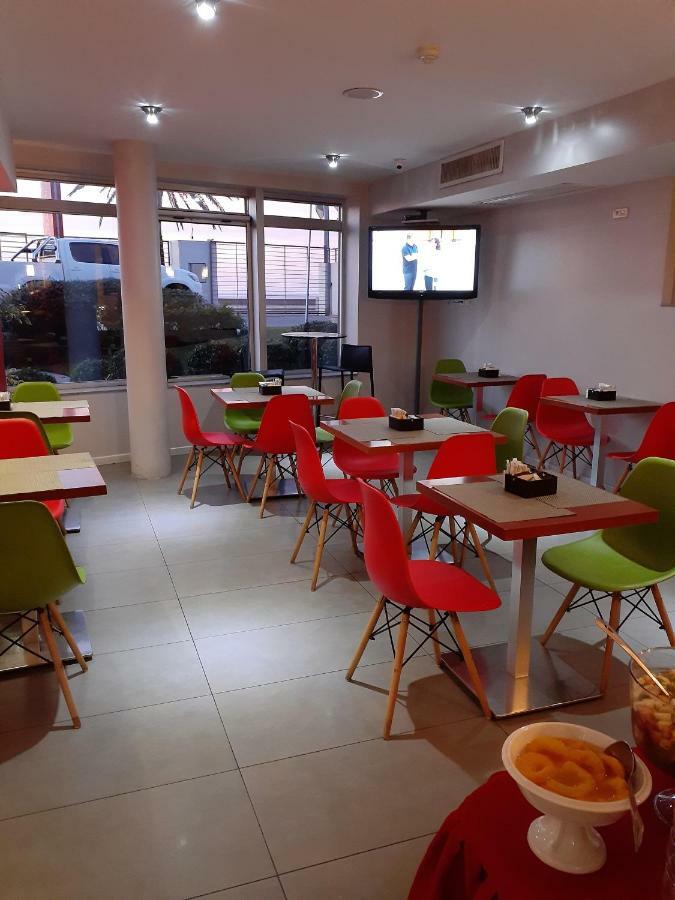 Regency Rambla Design Apart Hotel モンテビデオ エクステリア 写真